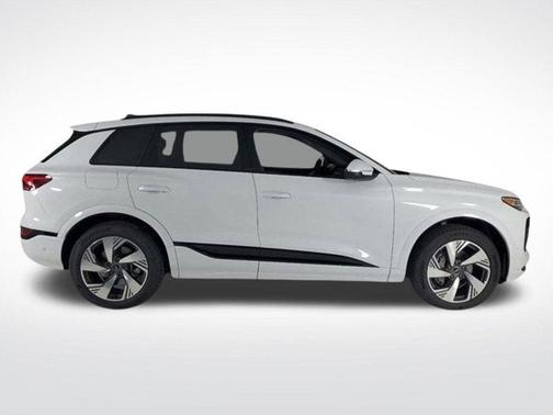 2025 Audi Q6 e-tron Premium