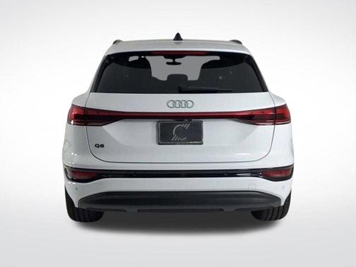 2025 Audi Q6 e-tron Premium