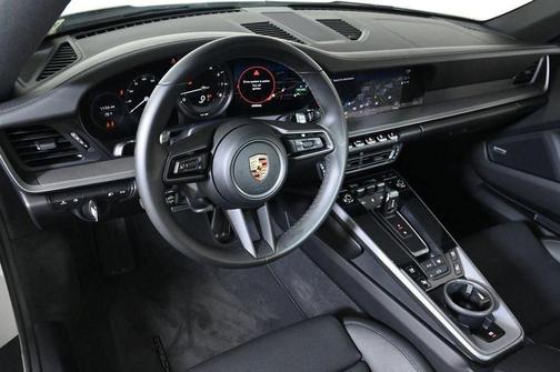 2024 Porsche 911 Carrera