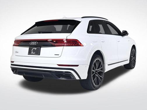 2023 Audi Q8 55 Prestige
