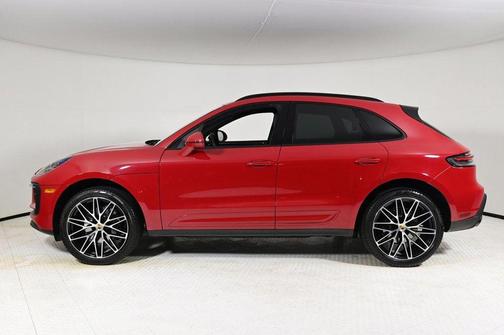 2024 Porsche Macan Base