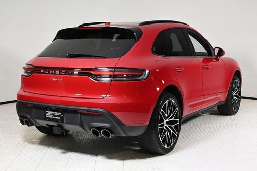 2024 Porsche Macan Base