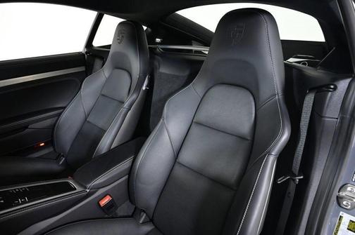 2024 Porsche 718 Cayman Style Edition