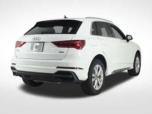 2025 Audi Q3 45 S line Premium