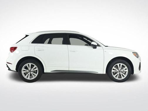 2025 Audi Q3 45 S line Premium