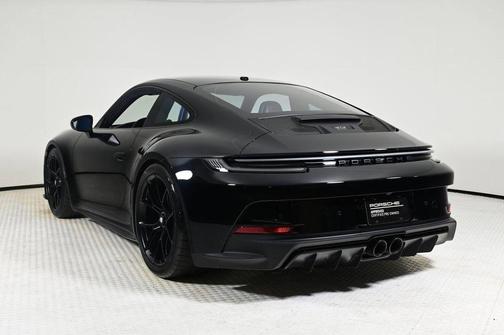 2024 Porsche 911 GT3 w/Touring Package