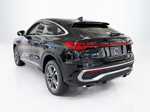 2025 Audi Q5 2.0T Premium