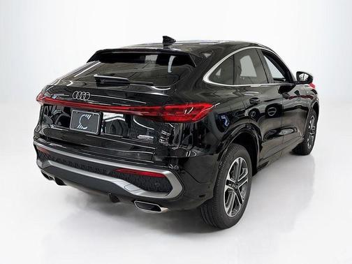 2025 Audi Q5 2.0T Premium