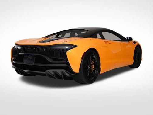 2025 McLaren Artura Performance