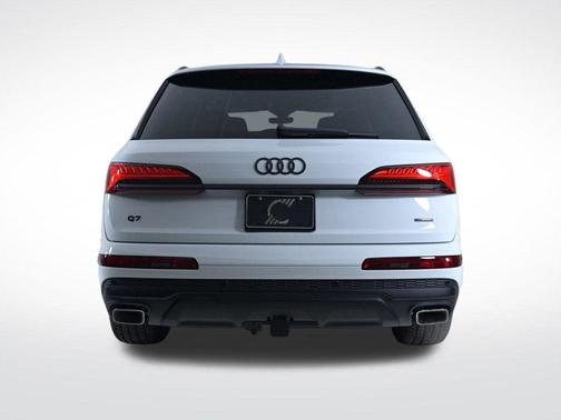2026 Audi Q7 55 Premium Plus