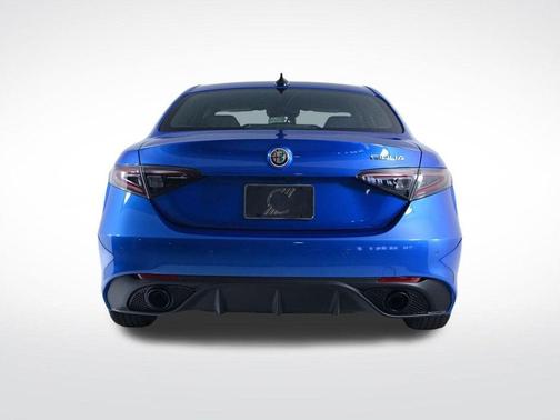 2025 Alfa Romeo Giulia Base