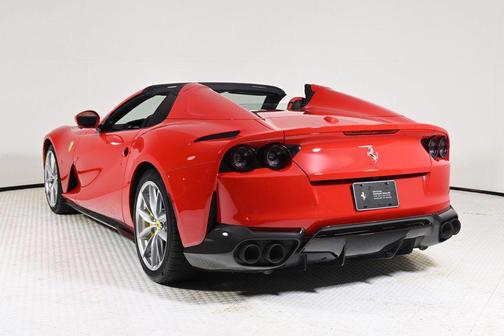 2021 Ferrari 812 GTS Base