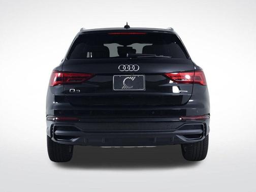 2025 Audi Q3 45 S line Premium