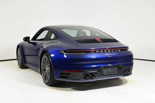 2024 Porsche 911 Carrera
