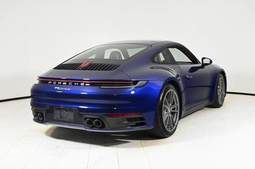 2024 Porsche 911 Carrera