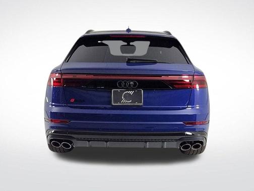 2025 Audi SQ8 4.0T quattro Premium Plus