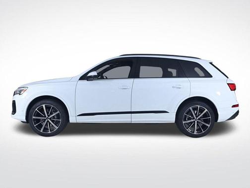 2026 Audi Q7 45 Premium Plus