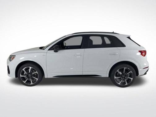 2025 Audi Q3 45 S line Premium