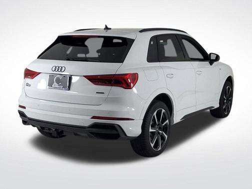 2025 Audi Q3 45 S line Premium