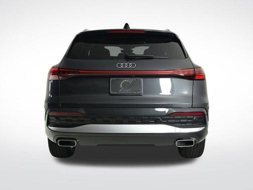 2025 Audi Q5 2.0T quattro Premium