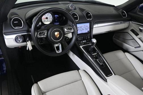 2024 Porsche 718 Boxster STYLE EDITION