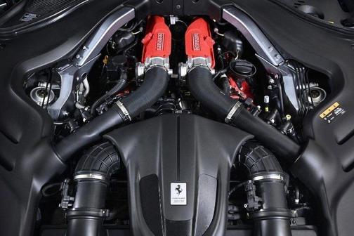 2024 Ferrari Roma Spider Base