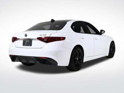 2019 Alfa Romeo Giulia Base