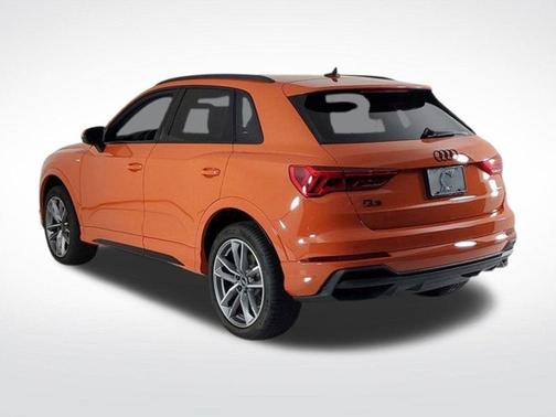 2025 Audi Q3 45 S line Premium