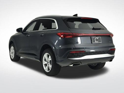 2025 Audi Q5 2.0T quattro Premium