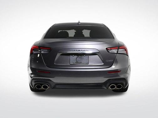 2022 Maserati Ghibli Modena