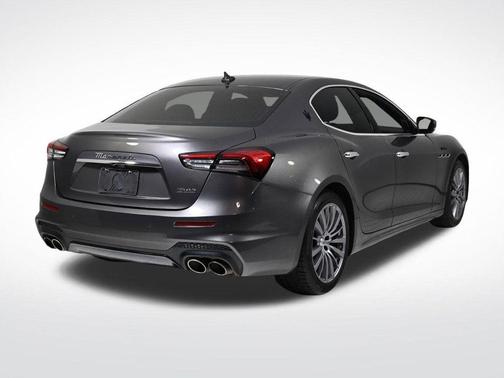 2022 Maserati Ghibli Modena