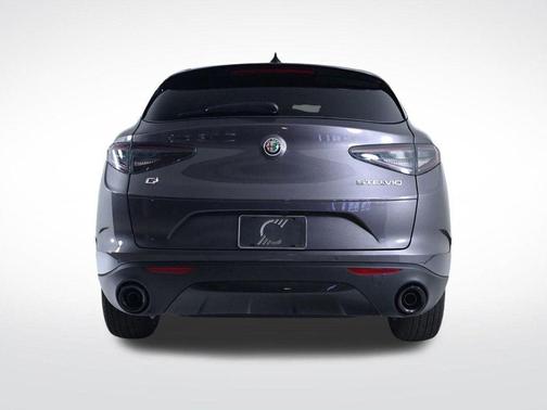 2025 Alfa Romeo Stelvio Base