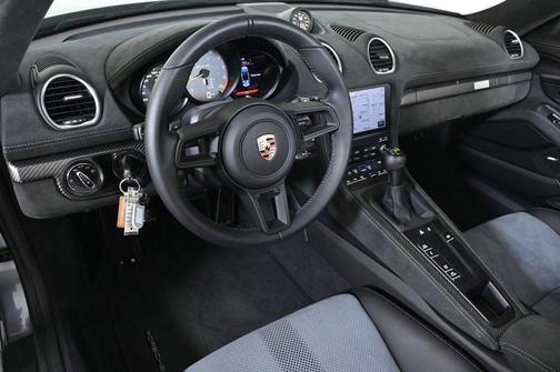 2024 Porsche 718 Spyder RS
