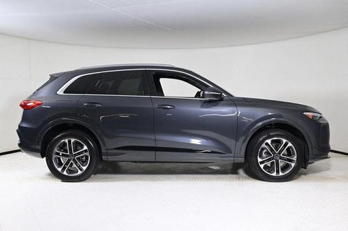 2025 Audi Q5 2.0T quattro Premium