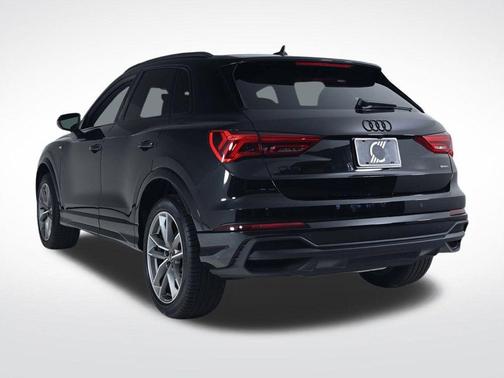 2025 Audi Q3 45 S line Premium