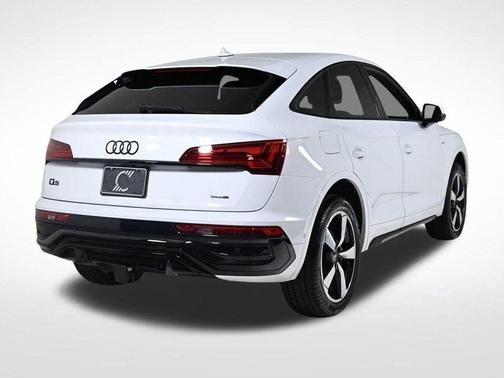 2024 Audi Q5 45 S line quattro Premium