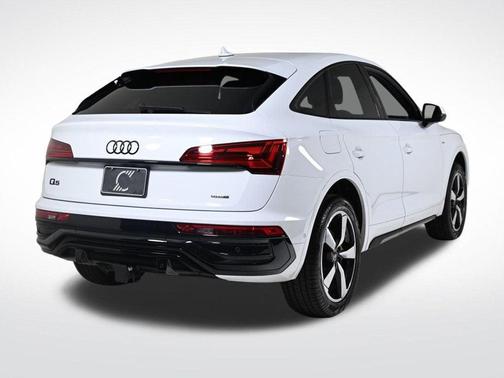 2024 Audi Q5 45 S line quattro Premium