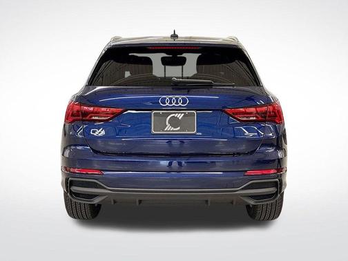 2025 Audi Q3 45 S line Premium