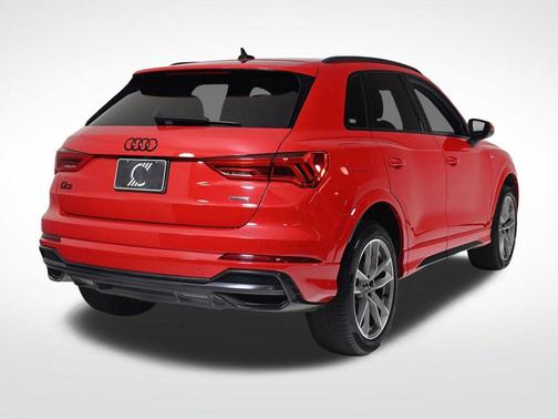 2022 Audi Q3 45 S line Premium Plus