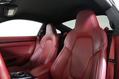 2024 Porsche 911 Carrera GTS