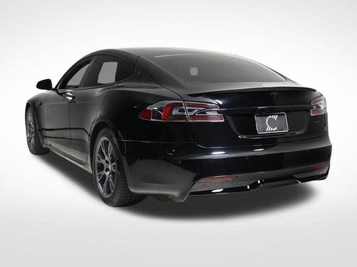 2021 Tesla Model S Plaid