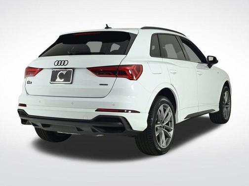 2025 Audi Q3 45 S line Premium