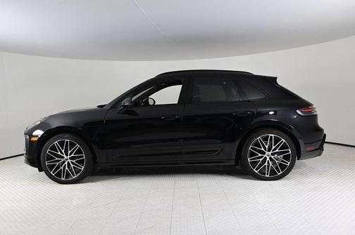 2024 Porsche Macan T