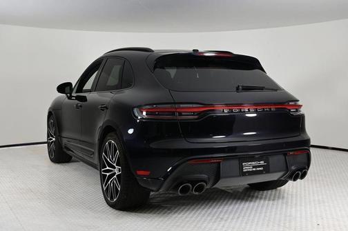 2024 Porsche Macan T