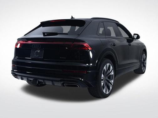 2026 Audi Q8 Premium Plus
