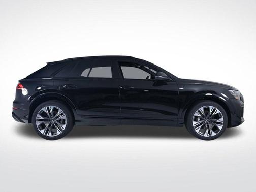 2026 Audi Q8 Premium Plus