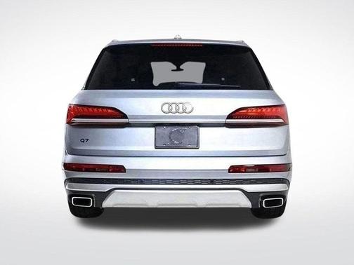 2025 Audi Q7 55 Premium