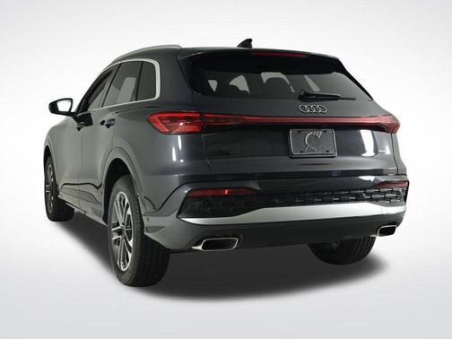 2025 Audi Q5 2.0T quattro Premium
