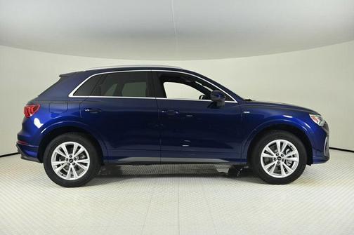 2025 Audi Q3 45 S line Premium