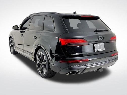 2026 Audi Q7 PLUS